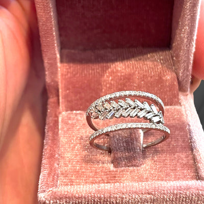 Diamond Ring "Dazzle"